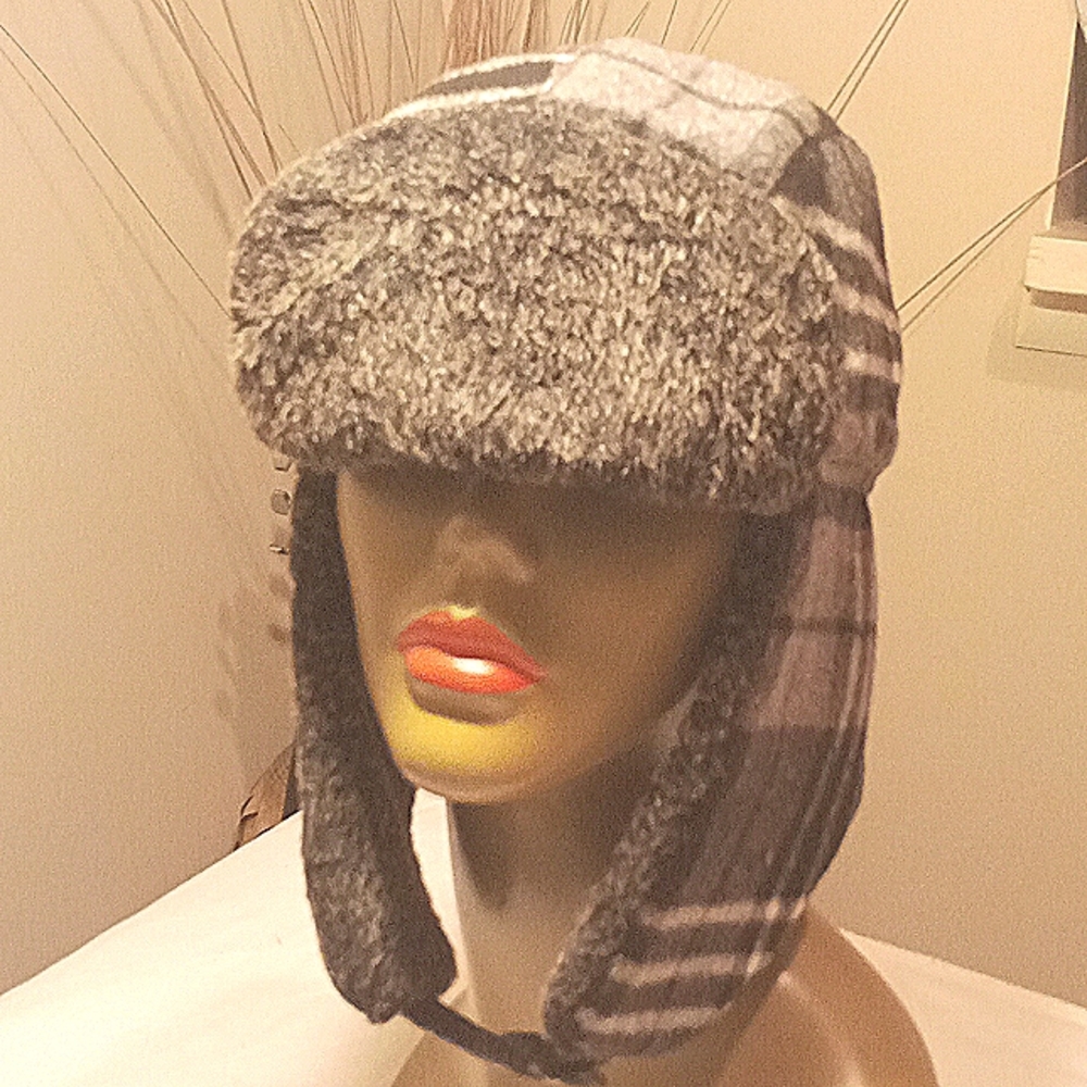 Stylish Winter Hat - image 2